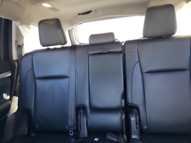 Photo 10 from auction – 2015 TOYOTA HIGHLANDER with VIN 5TDJKRFH6FS200502