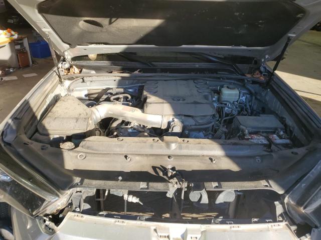 Photo 12 from auction – 2015 TOYOTA 4RUNNER SR with VIN JTEBU5JR0F5262891