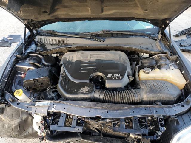 Photo 11 from auction – 2018 CHRYSLER 300 LIMITE with VIN 2C3CCAEG6JH201953