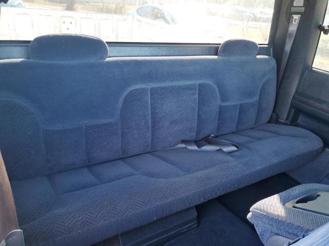 Фото 6 с аукциона – 1996 CHEVROLET GMT-400 C1 с VIN 2GCEC19R7T1182017