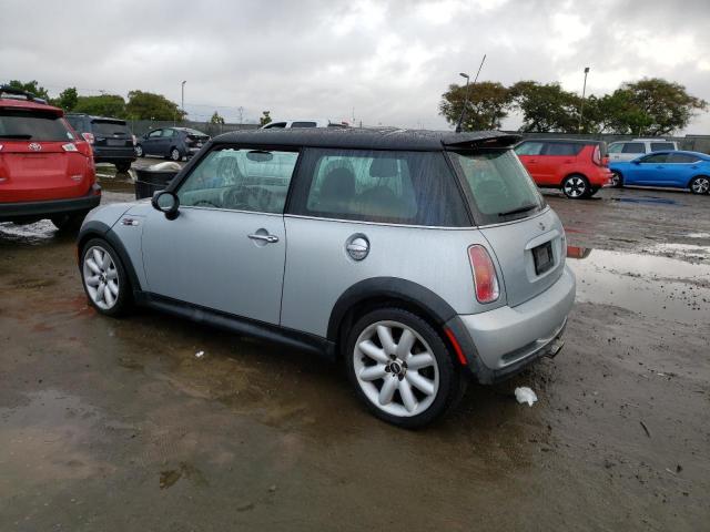 Photo 2 from auction – 2003 MINI COOPER S with VIN WMWRE33463TD62636