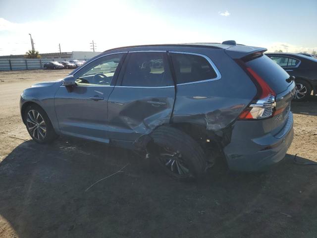 Photo 2 from auction – 2022 VOLVO XC60 B5 MO with VIN YV4L12DK2N1906277