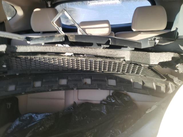 Photo 10 from auction – 2017 HYUNDAI TUCSON LIM with VIN KM8J3CA26HU279869