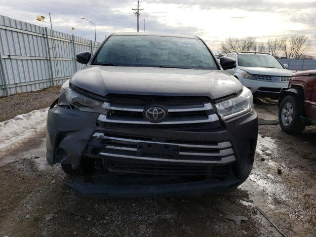 Photo 5 from auction – 2018 TOYOTA HIGHLANDER with VIN 5TDZARFH1JS036459