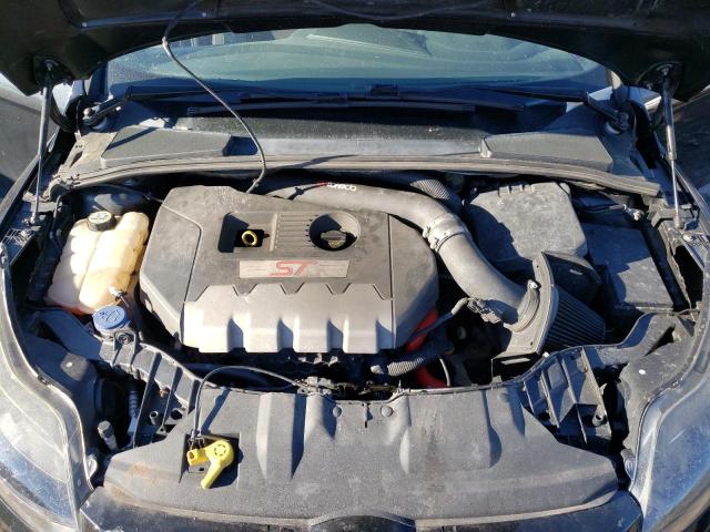 Photo 12 from auction – 2013 FORD FOCUS ST with VIN 1FADP3L9XDL323345