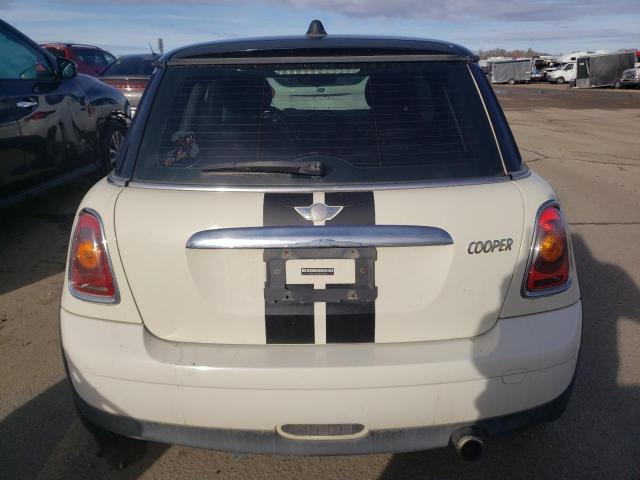 Photo 6 from auction – 2008 MINI COOPER with VIN WMWMF33558TU69231