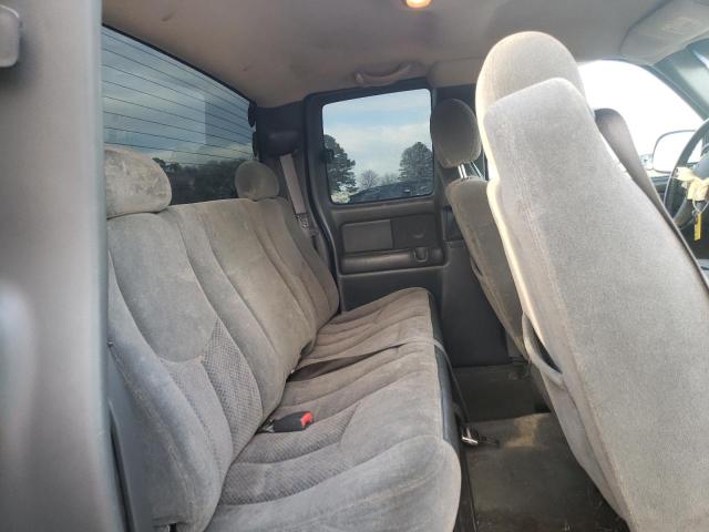 Photo 10 from auction – 2003 CHEVROLET SILVERADO with VIN 1GCHK29UX3E126176