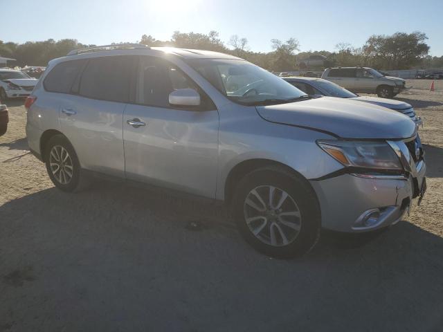 Photo 4 from auction – 2015 NISSAN PATHFINDER with VIN 5N1AR2MN4FC622132