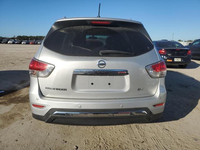Photo 6 from auction – 2015 NISSAN PATHFINDER with VIN 5N1AR2MN4FC622132