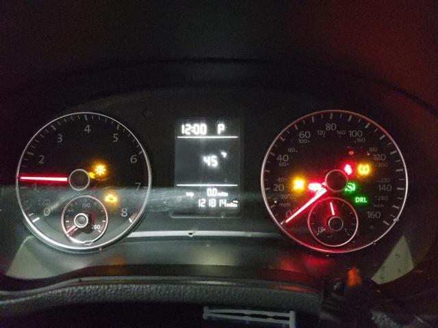 Photo 9 from auction – 2014 VOLKSWAGEN PASSAT S with VIN 1VWAP7A3XEC004321