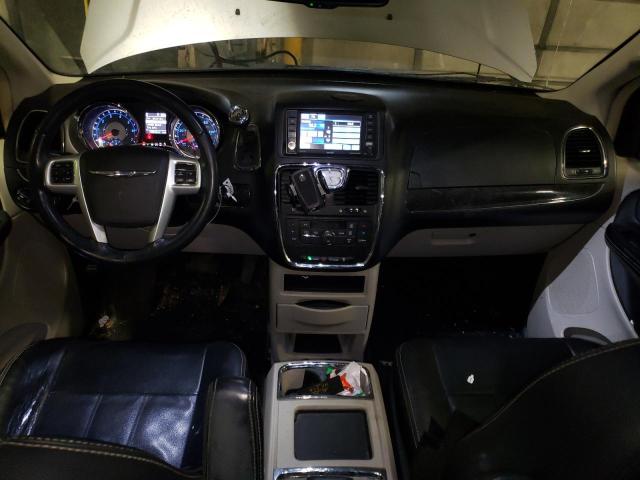 Photo 8 from auction – 2016 CHRYSLER TOWN & COU with VIN 2C4RC1BG4GR156461
