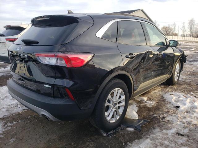 Photo 3 from auction – 2020 FORD ESCAPE SE with VIN 1FMCU0G6XLUA71095