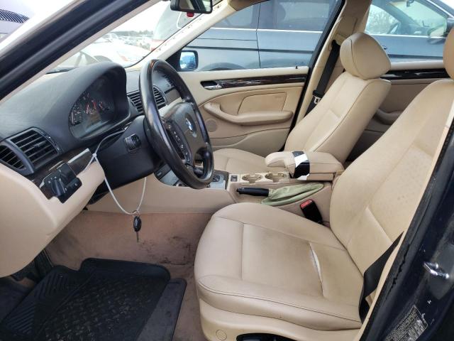 Photo 7 from auction – 2003 BMW 325 IT with VIN WBAEN33453PC11617