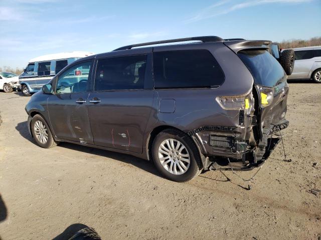 Photo 2 from auction – 2017 TOYOTA SIENNA XLE with VIN 5TDYZ3DC3HS849384