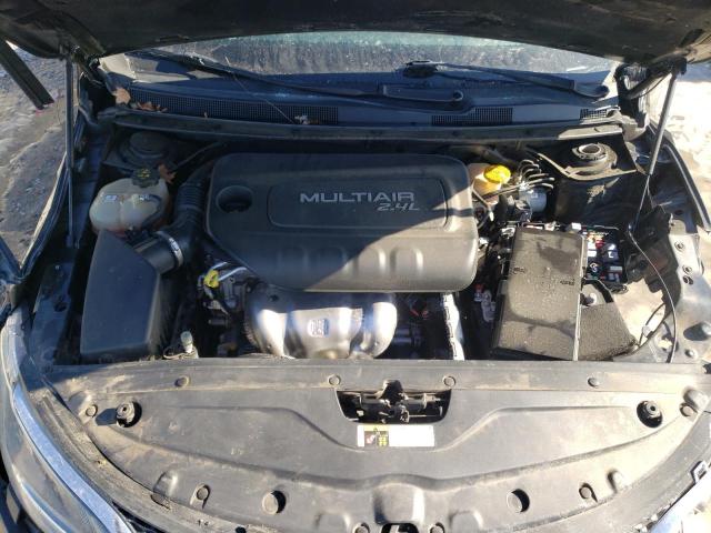 Photo 11 from auction – 2016 CHRYSLER 200 LIMITE with VIN 1C3CCCAB5GN134414