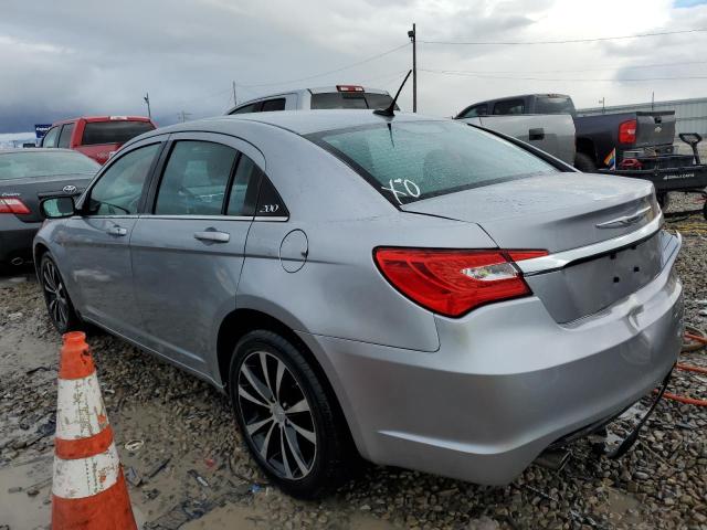 Photo 2 from auction – 2014 CHRYSLER 200 LIMITE with VIN 1C3CCBCG6EN156647