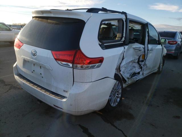 Photo 3 from auction – 2012 TOYOTA SIENNA XLE with VIN 5TDYK3DC1CS208800