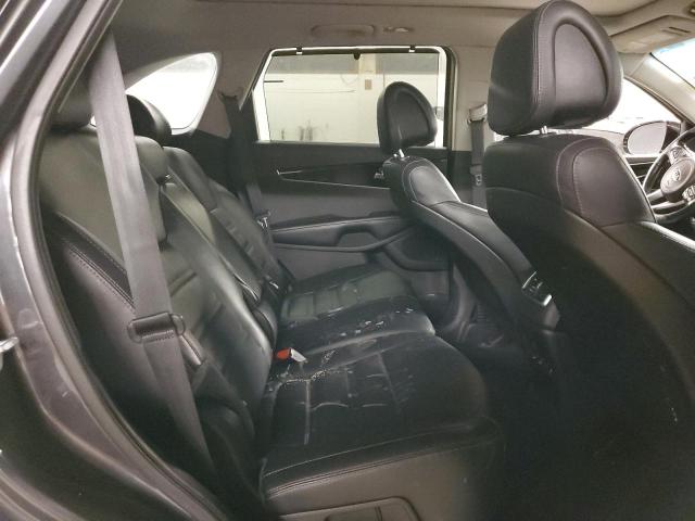 Photo 11 from auction – 2016 KIA SORENTO EX with VIN 5XYPHDA56GG132306