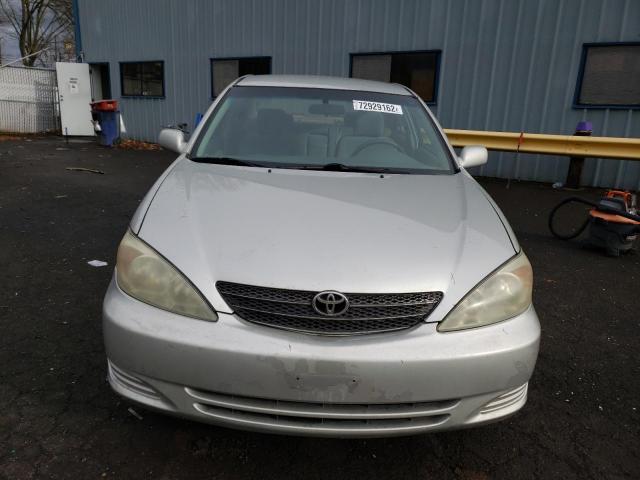 Photo 5 from auction – 2004 TOYOTA CAMRY with VIN 4T1BE32K14U805817