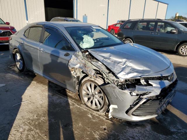 Photo 4 from auction – 2022 TOYOTA CAMRY LE with VIN 4T1C11AK2NU034405