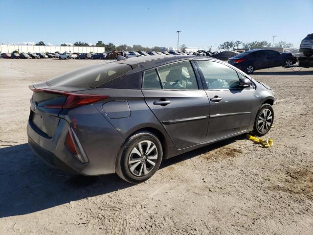 Photo 3 from auction – 2017 TOYOTA PRIUS PRIM with VIN JTDKARFP3H3000681