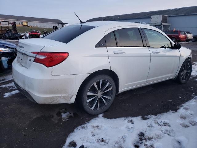 Photo 3 from auction – 2013 CHRYSLER 200 LIMITE with VIN 1C3CCBCG2DN546997