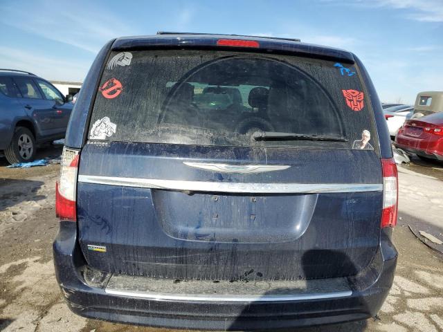 Photo 6 from auction – 2016 CHRYSLER TOWN & COU with VIN 2C4RC1BG2GR157785