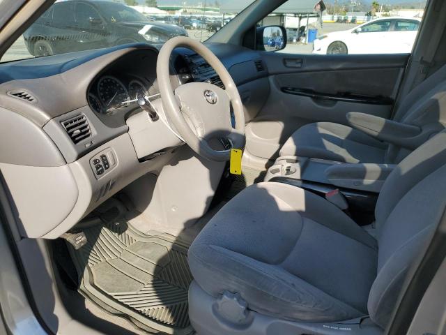Photo 7 from auction – 2004 TOYOTA SIENNA LE with VIN 5TDBA23C34S005137
