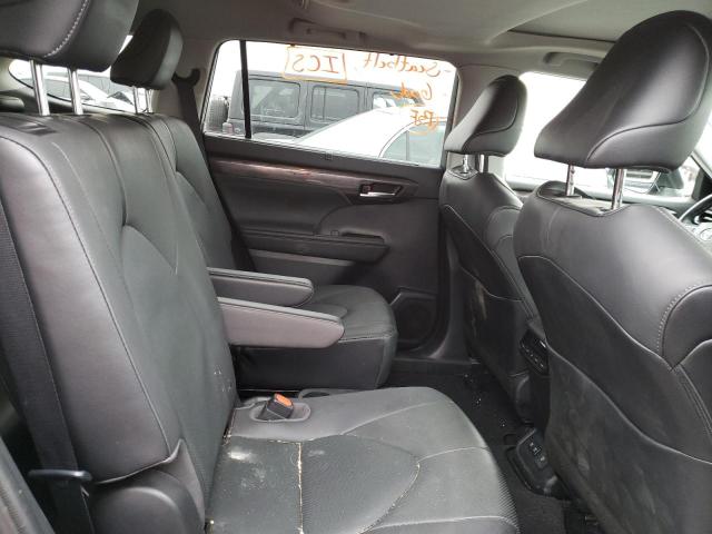 Photo 11 from auction – 2020 TOYOTA HIGHLANDER with VIN 5TDDZRBH4LS056197