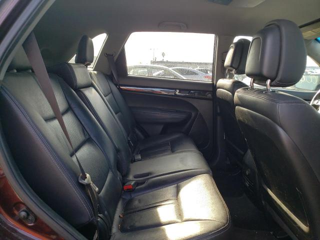 Photo 11 from auction – 2011 KIA SORENTO with VIN 5XYKU4A25BG031729