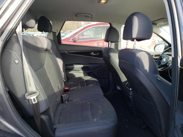 Photo 10 from auction – 2018 KIA SORENTO LX with VIN 5XYPGDA36JG426586