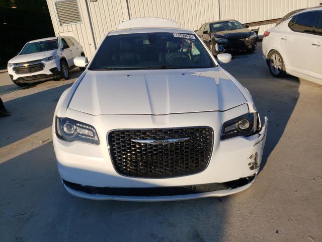 Photo 5 from auction – 2017 CHRYSLER 300 S with VIN 2C3CCABG5HH541688