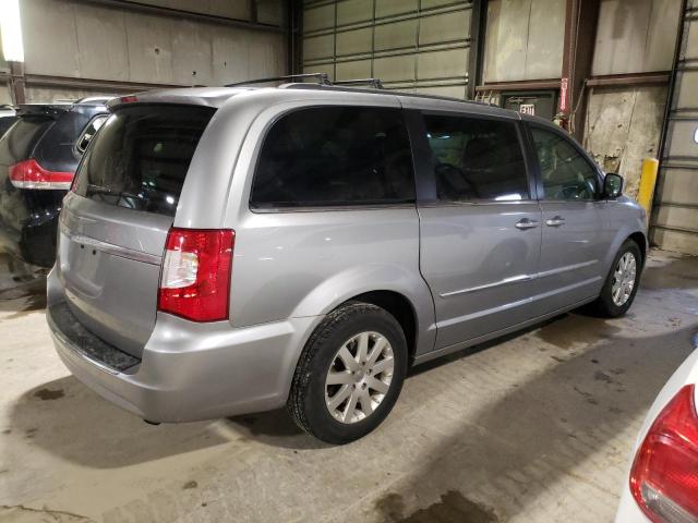 Photo 3 from auction – 2016 CHRYSLER TOWN & COU with VIN 2C4RC1BG4GR156461