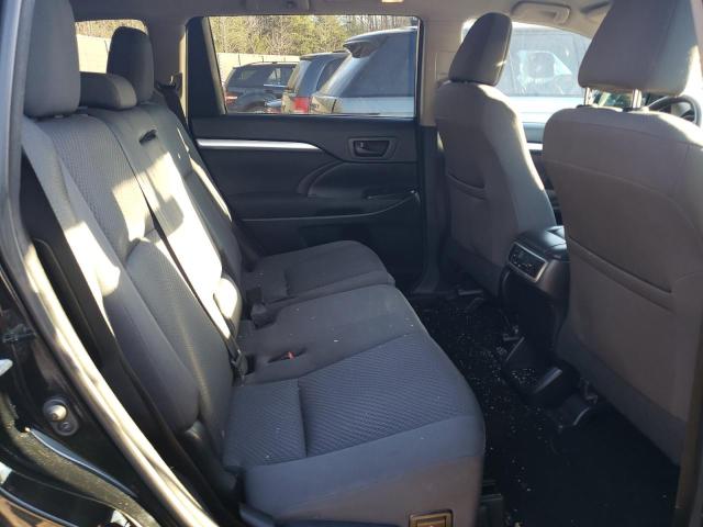 Photo 11 from auction – 2016 TOYOTA HIGHLANDER with VIN 5TDBKRFH9GS275619