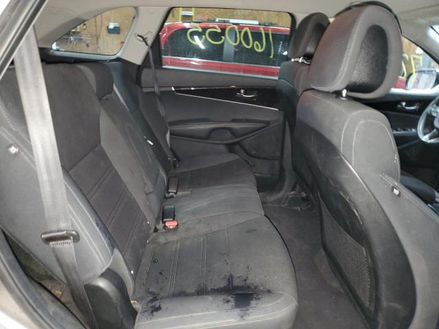 Photo 11 from auction – 2016 KIA SORENTO LX with VIN 5XYPGDA55GG084266