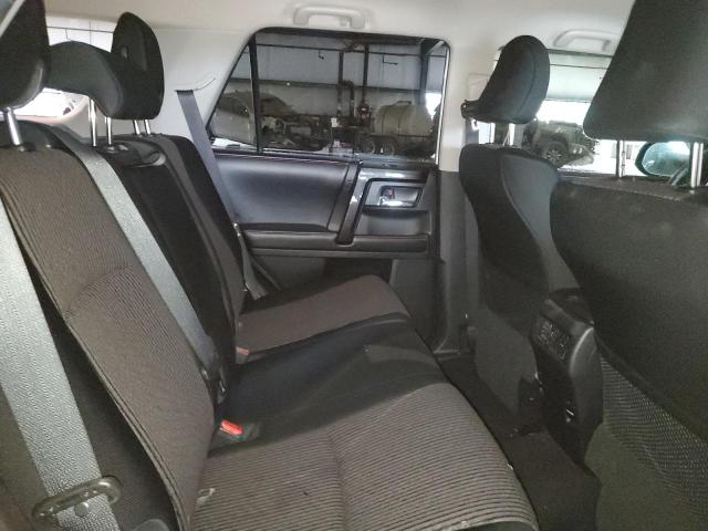 Photo 11 from auction – 2016 TOYOTA 4RUNNER SR with VIN JTEBU5JR0G5362829