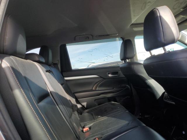 Photo 10 from auction – 2016 TOYOTA HIGHLANDER with VIN 5TDJKRFH6GS314081