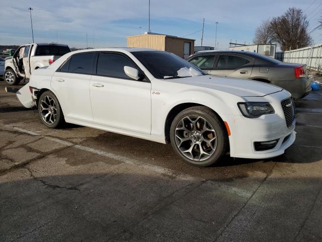 Photo 4 from auction – 2017 CHRYSLER 300 S with VIN 2C3CCABT3HH639079