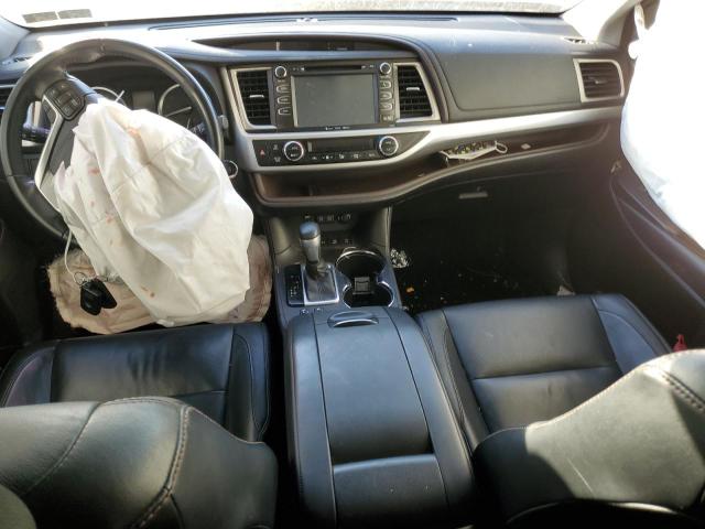 Zdjęcie 8 z aukcji – 2018 TOYOTA HIGHLANDER z VIN 5TDJZRFH1JS838287