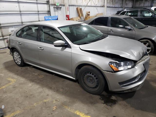Photo 4 from auction – 2014 VOLKSWAGEN PASSAT S with VIN 1VWAP7A3XEC004321