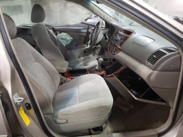 Photo 7 from auction – 2004 TOYOTA CAMRY LE with VIN 4T1BE30K94U852015