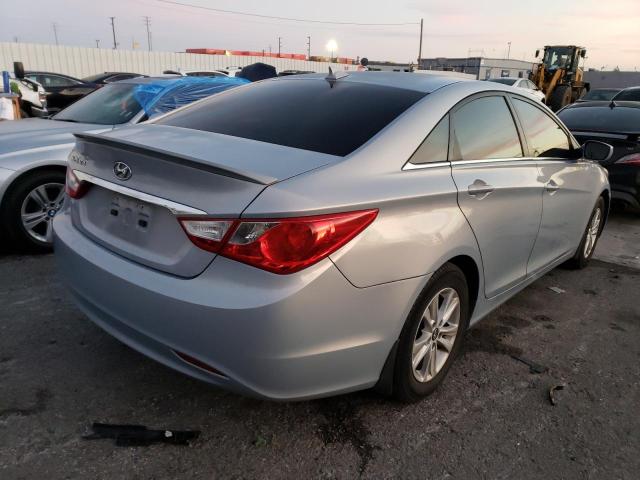 Photo 4 from auction – 2013 HYUNDAI SONATA GLS with VIN 5NPEB4AC4DH682793