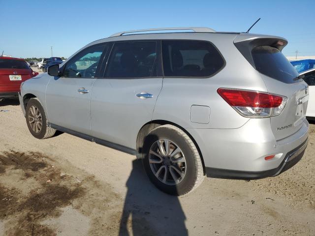 Photo 2 from auction – 2015 NISSAN PATHFINDER with VIN 5N1AR2MN4FC622132