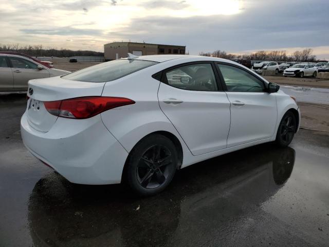Photo 3 from auction – 2013 HYUNDAI ELANTRA GL with VIN 5NPDH4AE2DH352534