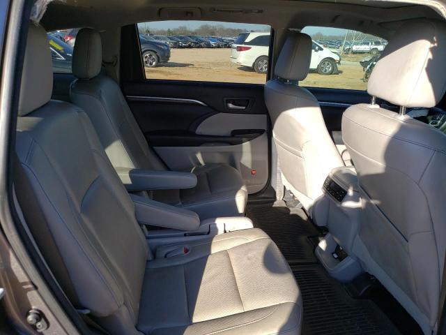 Photo 11 from auction – 2015 TOYOTA HIGHLANDER with VIN 5TDYKRFH7FS082989