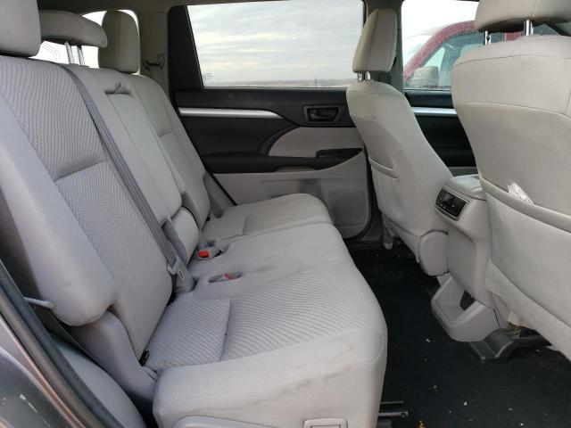 Photo 10 from auction – 2018 TOYOTA HIGHLANDER with VIN 5TDZARFH1JS036459
