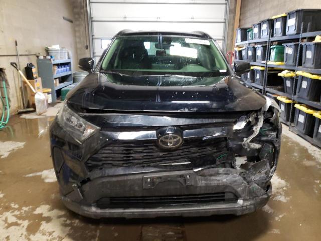 Photo 5 from auction – 2019 TOYOTA RAV4 LE with VIN JTMG1RFV5KD032571