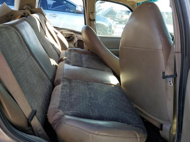 Photo 11 from auction – 2001 FORD ESCAPE XLS with VIN 1FMYU02B61KB75859
