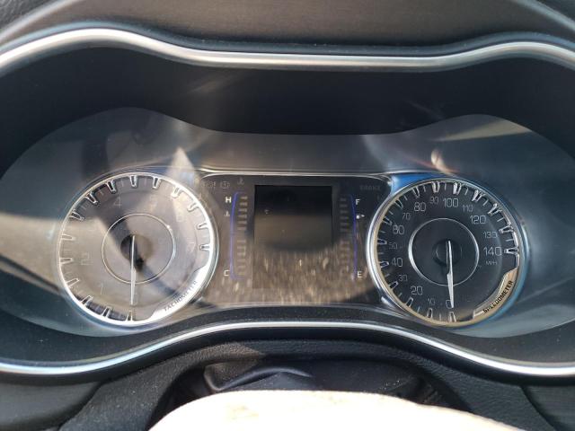 Photo 9 from auction – 2016 CHRYSLER 200 LIMITE with VIN 1C3CCCAB0GN176263