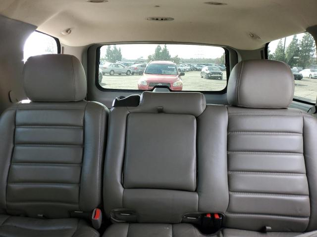 Photo 10 from auction – 2004 GMC YUKON with VIN 1GKEC13V54R110039